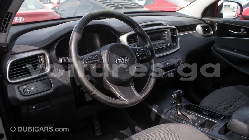 Big with watermark kia sorento estuaire import dubai 4528