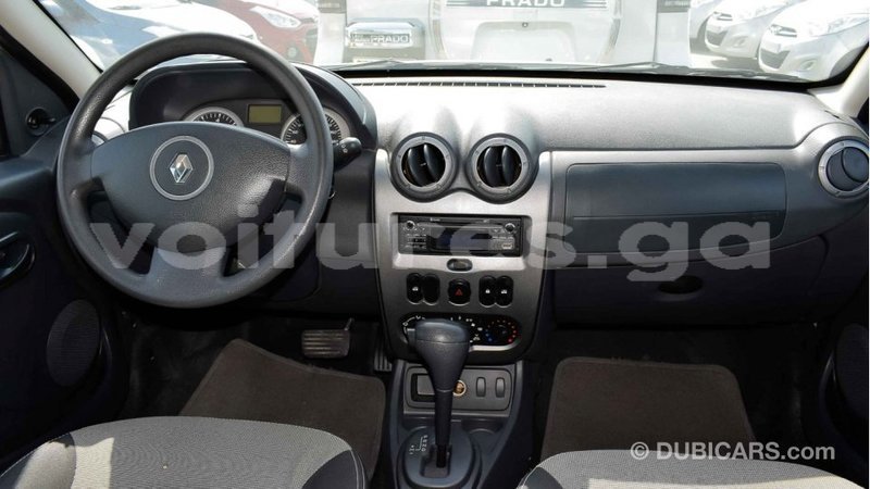 Big with watermark renault duster estuaire import dubai 4529