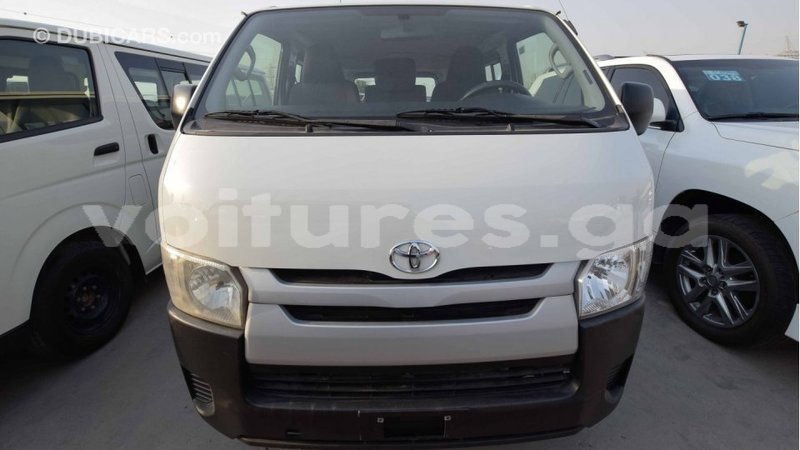 Big with watermark toyota hiace estuaire import dubai 4530