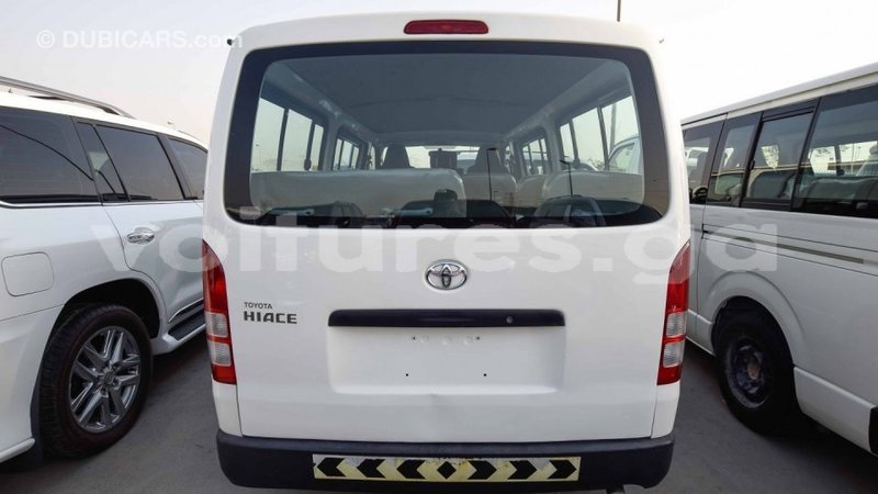 Big with watermark toyota hiace estuaire import dubai 4530