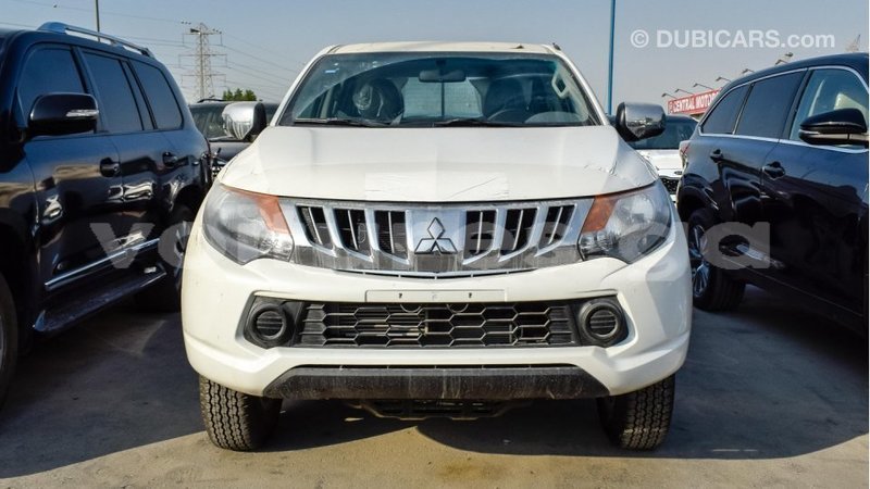 Big with watermark mitsubishi l200 estuaire import dubai 4537