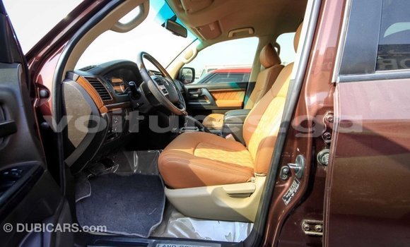 Acheter Import Voiture Toyota Land Cruiser Marron à Import - Dubai, Estuaire Acheter Import Voiture Toyota Land Cruiser Marron à Import - Dubai, Estuaire