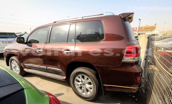 Acheter Import Voiture Toyota Land Cruiser Marron à Import - Dubai, Estuaire Acheter Import Voiture Toyota Land Cruiser Marron à Import - Dubai, Estuaire