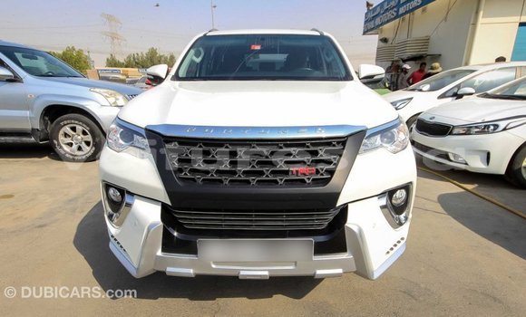 Acheter Import Voiture Toyota Fortuner Blanc à Import - Dubai, Estuaire Acheter Import Voiture Toyota Fortuner Blanc à Import - Dubai, Estuaire