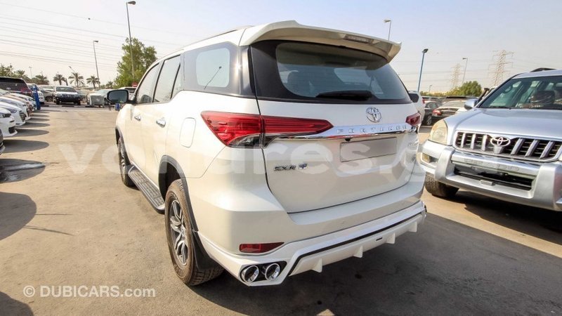 Big with watermark toyota fortuner estuaire import dubai 4541