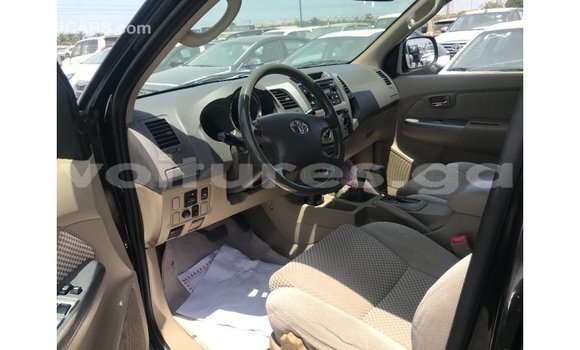 Acheter Import Voiture Toyota Fortuner Noir à Import - Dubai, Estuaire Acheter Import Voiture Toyota Fortuner Noir à Import - Dubai, Estuaire