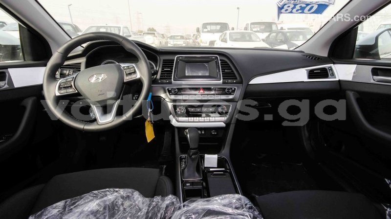 Big with watermark hyundai sonata estuaire import dubai 4545