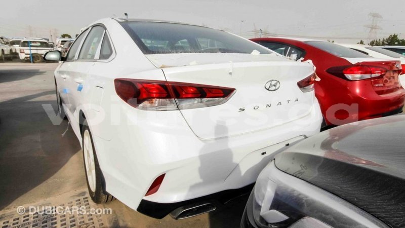 Big with watermark hyundai sonata estuaire import dubai 4545