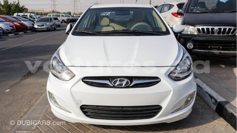 Big with watermark hyundai accent estuaire import dubai 4547