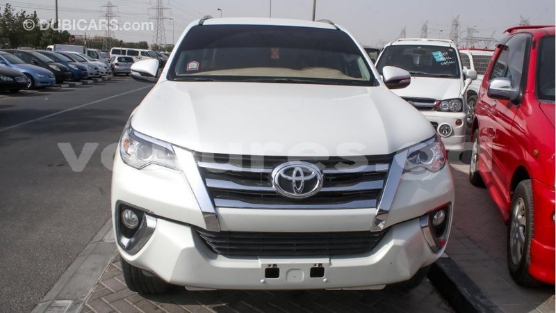 Big with watermark toyota fortuner estuaire import dubai 4548