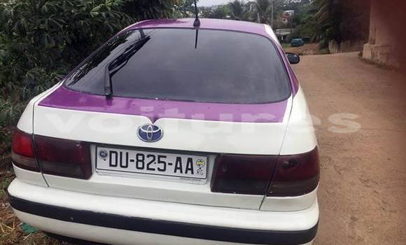 Acheter Occasion Voiture Toyota Carina Blanc à Libreville au Estuaire Acheter Occasion Voiture Toyota Carina Blanc à Libreville au Estuaire