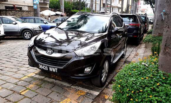 Sayi Na hannu Hyundai ix35 Black Mota in Libreville a estuary Sayi Na hannu Hyundai ix35 Black Mota in Libreville a estuary