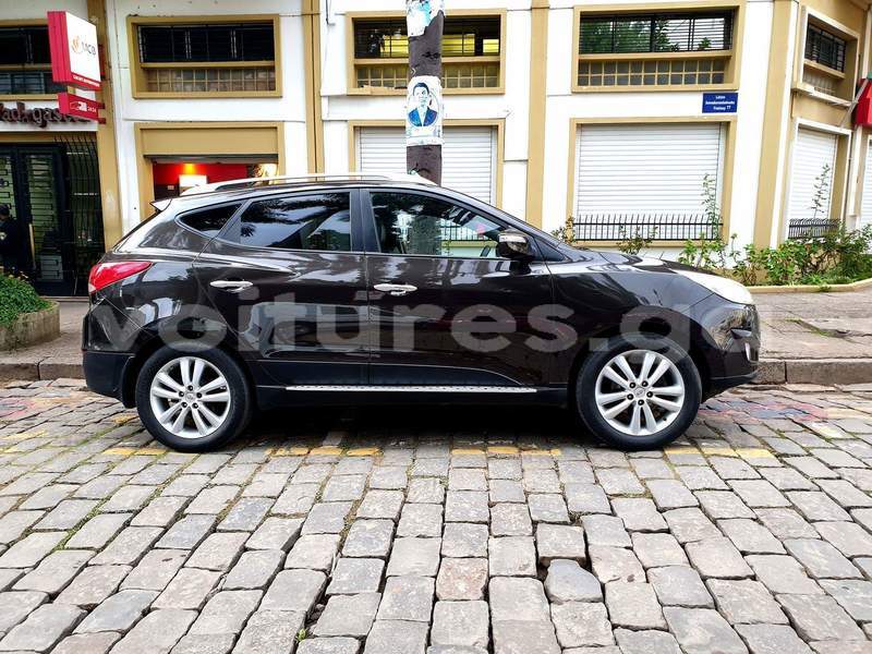 Big with watermark hyundai ix35 estuaire libreville 4551