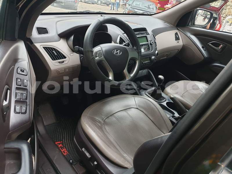 Big with watermark hyundai ix35 estuaire libreville 4551