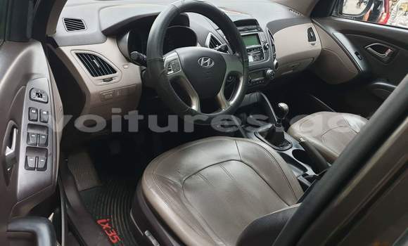 Sayi Na hannu Hyundai ix35 Black Mota in Libreville a estuary Sayi Na hannu Hyundai ix35 Black Mota in Libreville a estuary
