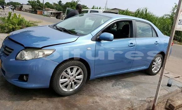 Sayi Na hannu Toyota Corolla Sauran Mota in Libreville a estuary Sayi Na hannu Toyota Corolla Sauran Mota in Libreville a estuary