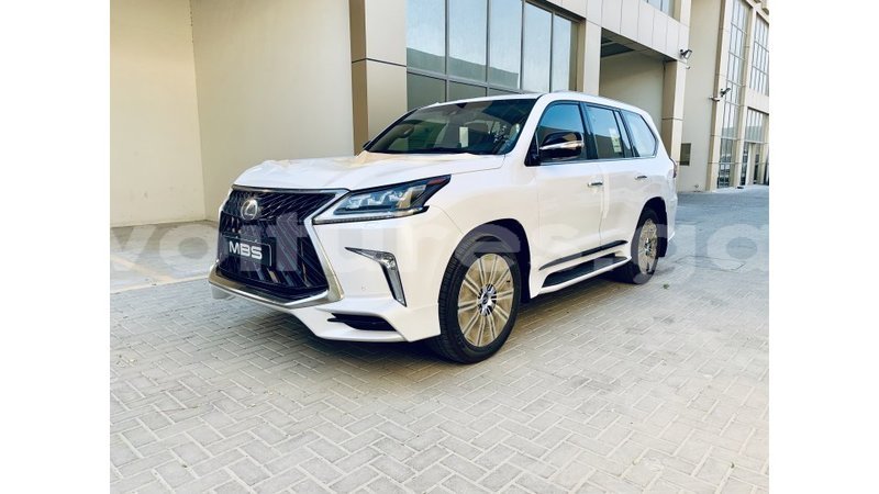 Big with watermark lexus lx estuaire import dubai 4577