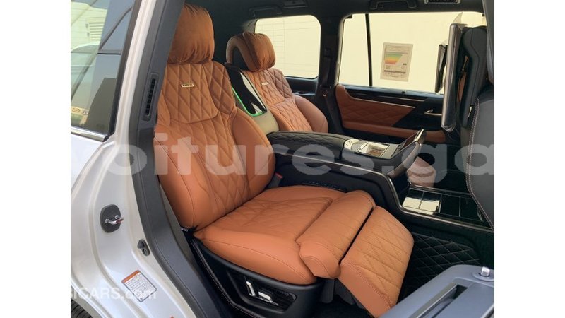 Big with watermark lexus lx estuaire import dubai 4577