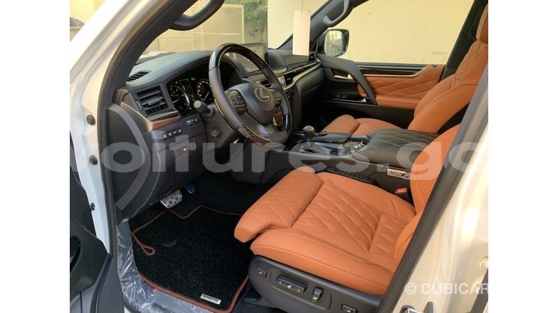 Big with watermark lexus lx estuaire import dubai 4577