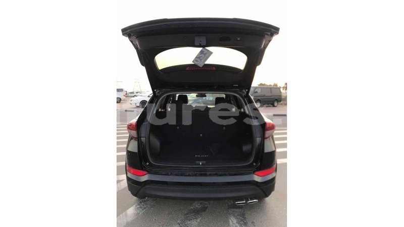 Big with watermark hyundai tucson estuaire import dubai 4583