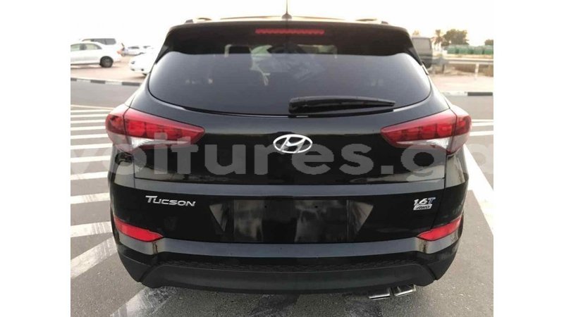 Big with watermark hyundai tucson estuaire import dubai 4583