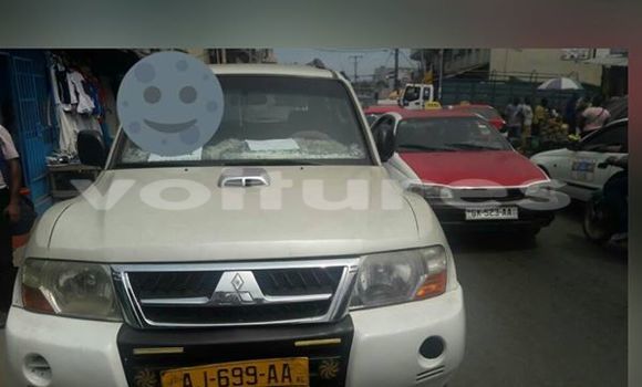 Acheter Occasion Voiture Mitsubishi Pajero Blanc à Libreville, Estuaire Acheter Occasion Voiture Mitsubishi Pajero Blanc à Libreville, Estuaire