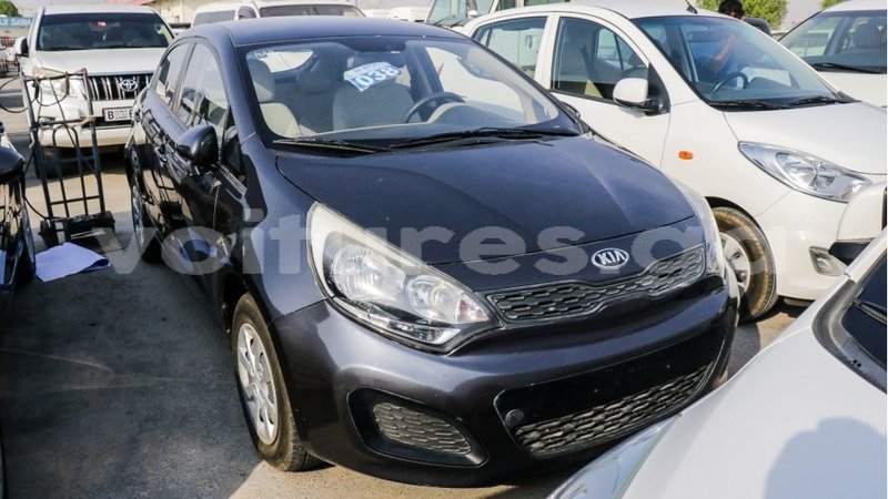 Big with watermark kia rio estuaire import dubai 4586