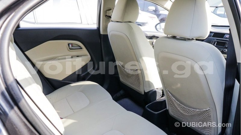 Big with watermark kia rio estuaire import dubai 4586