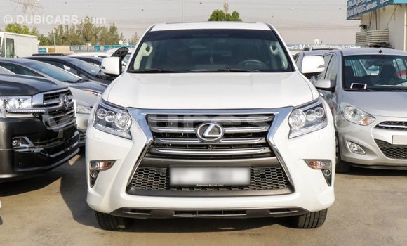 Acheter Import Voiture Lexus GX Blanc à Import - Dubai, Estuaire Acheter Import Voiture Lexus GX Blanc à Import - Dubai, Estuaire