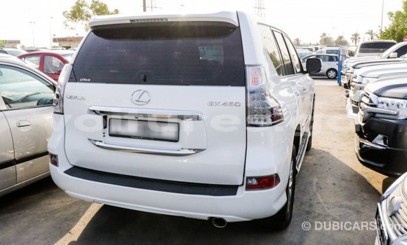 Acheter Import Voiture Lexus GX Blanc à Import - Dubai, Estuaire Acheter Import Voiture Lexus GX Blanc à Import - Dubai, Estuaire