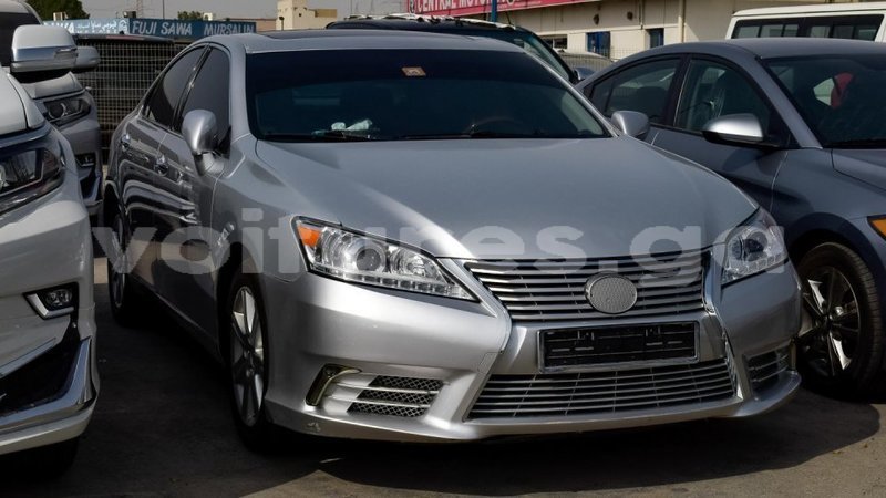 Big with watermark lexus es estuaire import dubai 4590