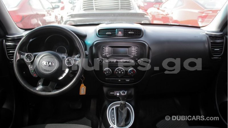 Big with watermark kia soul estuaire import dubai 4593