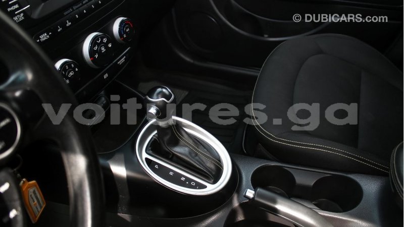 Big with watermark kia soul estuaire import dubai 4593