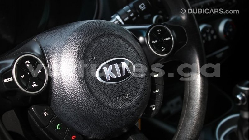 Big with watermark kia soul estuaire import dubai 4593