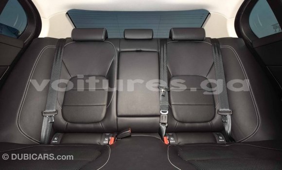 Acheter Import Voiture Jaguar XE Rouge à Import - Dubai, Estuaire Acheter Import Voiture Jaguar XE Rouge à Import - Dubai, Estuaire