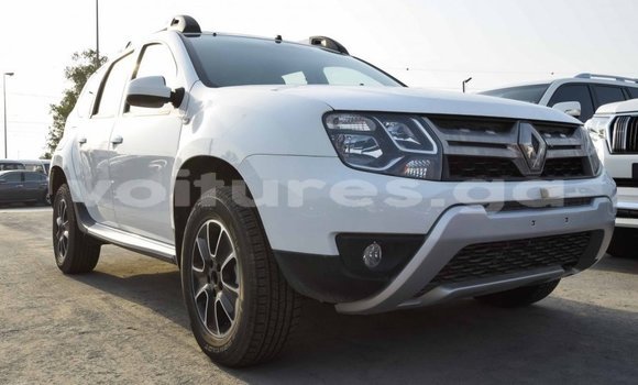 Acheter Import Voiture Renault Duster Blanc à Import - Dubai, Estuaire