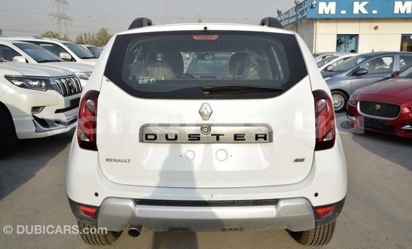 Acheter Import Voiture Renault Duster Blanc à Import - Dubai, Estuaire Acheter Import Voiture Renault Duster Blanc à Import - Dubai, Estuaire