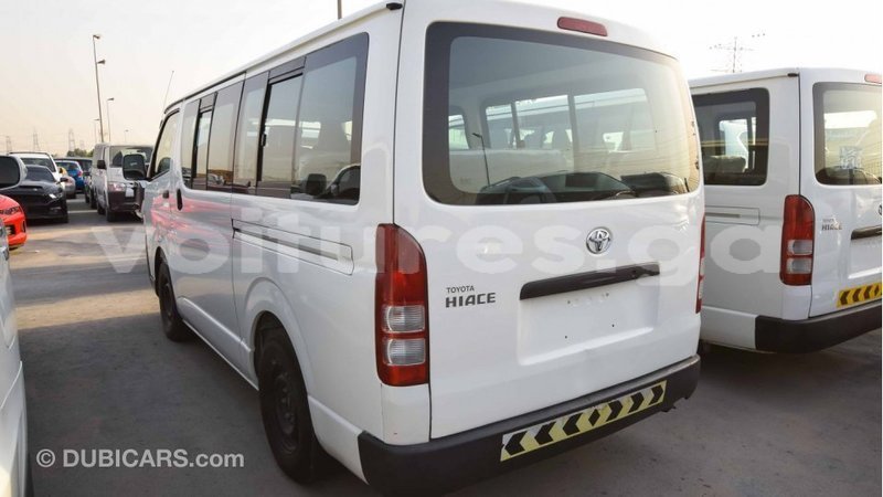 Big with watermark toyota hiace estuaire import dubai 4598