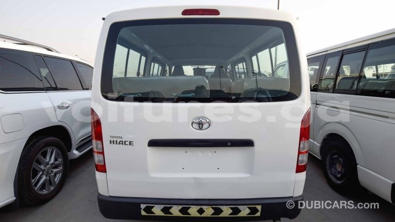 Big with watermark toyota hiace estuaire import dubai 4598