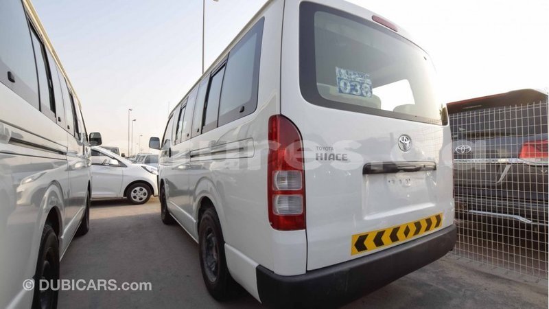 Big with watermark toyota hiace estuaire import dubai 4598