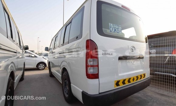 Acheter Import Voiture Toyota Hiace Blanc à Import - Dubai, Estuaire Acheter Import Voiture Toyota Hiace Blanc à Import - Dubai, Estuaire
