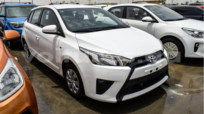 Big with watermark toyota yaris estuaire import dubai 4600