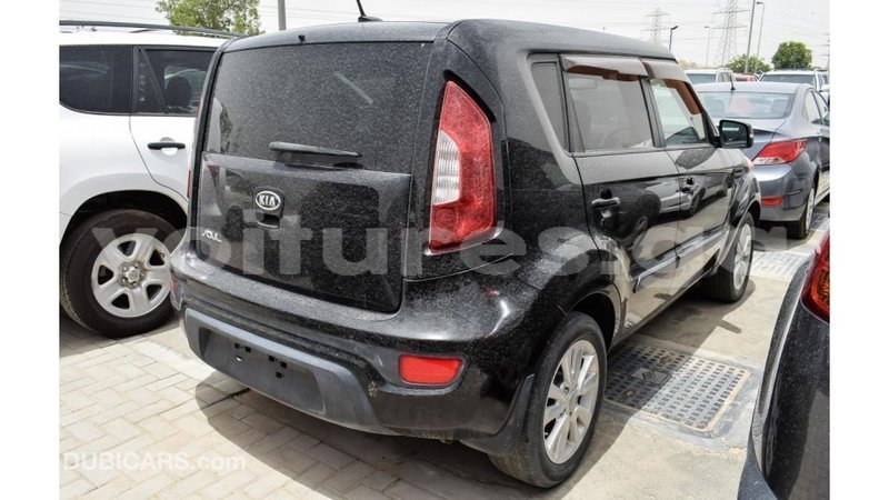 Big with watermark kia soul estuaire import dubai 4601