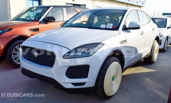 Acheter Import Voiture Jaguar E-Pace Blanc à Import - Dubai, Estuaire Acheter Import Voiture Jaguar E-Pace Blanc à Import - Dubai, Estuaire