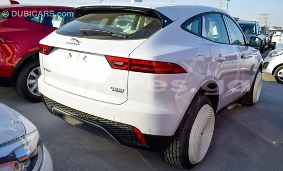 Acheter Import Voiture Jaguar E-Pace Blanc à Import - Dubai, Estuaire Acheter Import Voiture Jaguar E-Pace Blanc à Import - Dubai, Estuaire