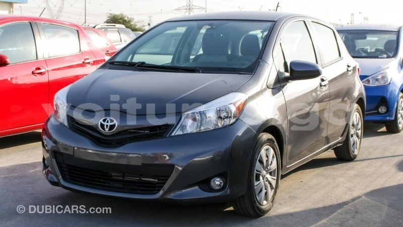 Big with watermark toyota yaris estuaire import dubai 4604