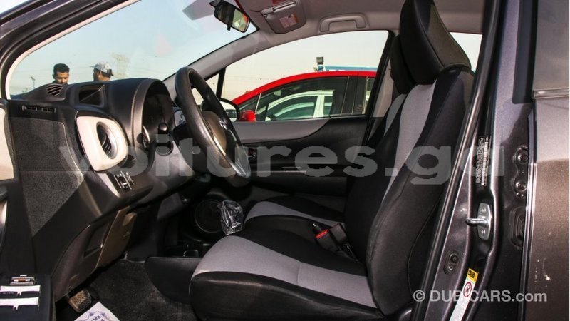 Big with watermark toyota yaris estuaire import dubai 4604