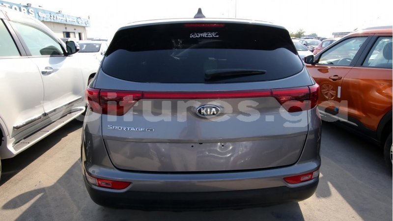 Big with watermark kia sportage estuaire import dubai 4606