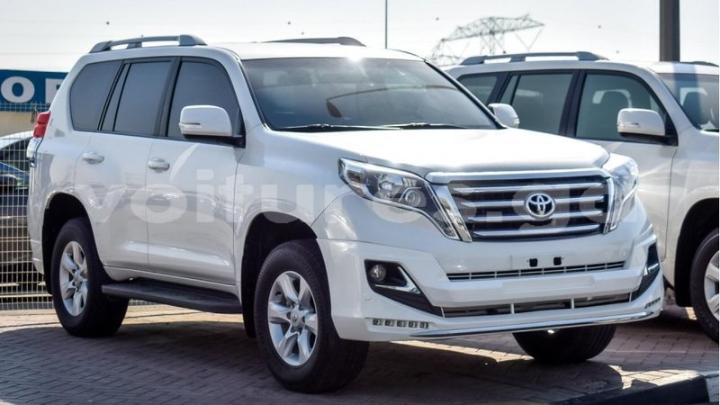 Big with watermark toyota prado estuaire import dubai 4608