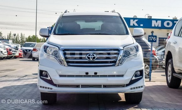 Acheter Import Voiture Toyota Prado Blanc à Import - Dubai, Estuaire Acheter Import Voiture Toyota Prado Blanc à Import - Dubai, Estuaire